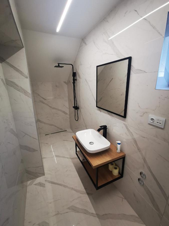 Spa Apartment Vito Vodice Exterior foto