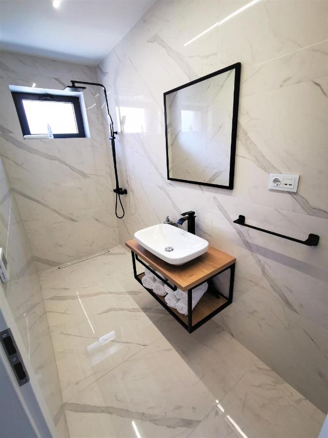 Spa Apartment Vito Vodice Exterior foto